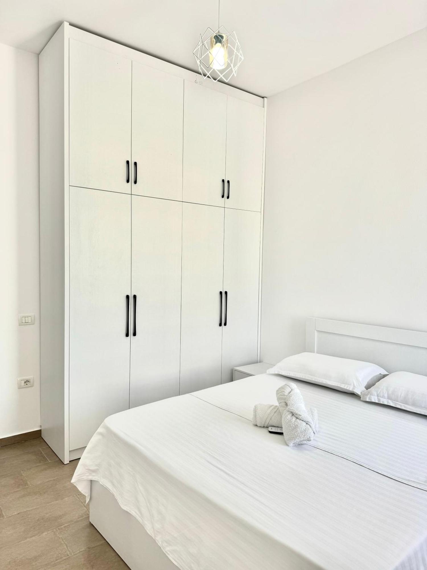 Prestige Apartament Sea View Durres Ngoại thất bức ảnh